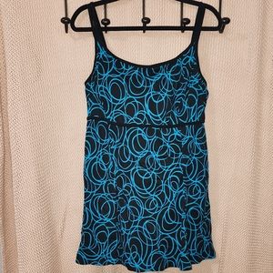 Swimsuit swirl pattern